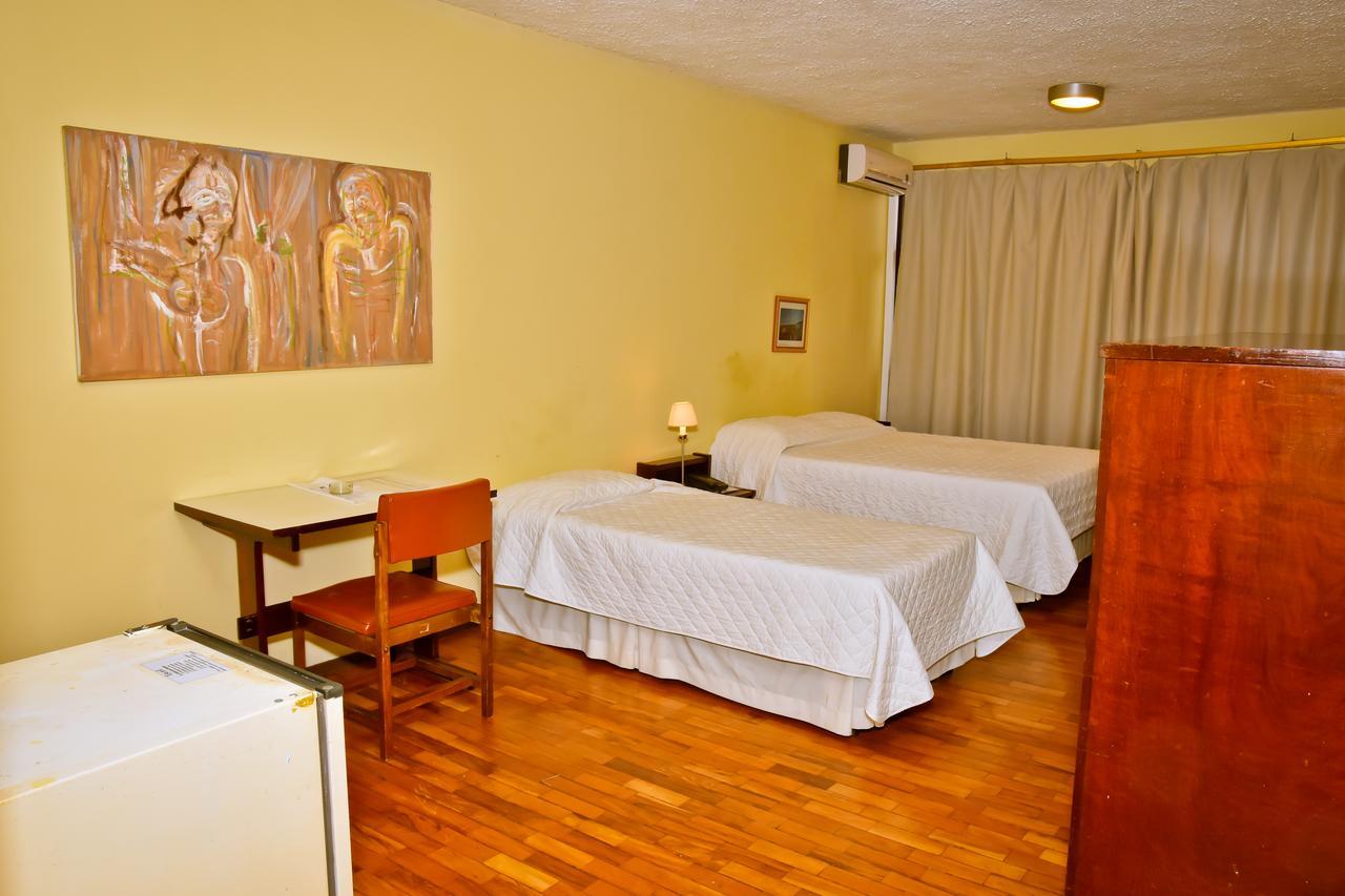 Hotel Estoril Pelotas Zewnętrze zdjęcie